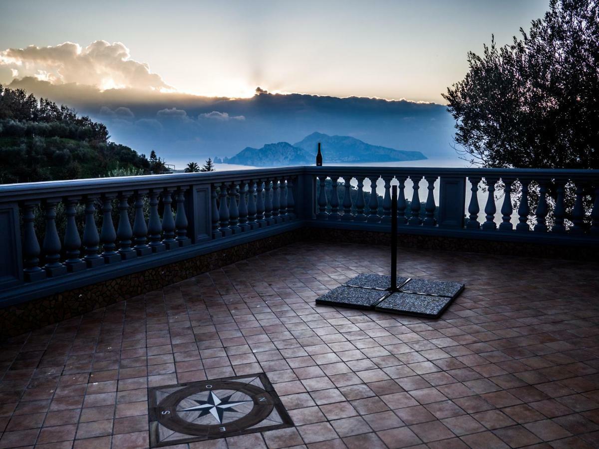 Villa Capri Wonderful View Massa Lubrense Exterior photo